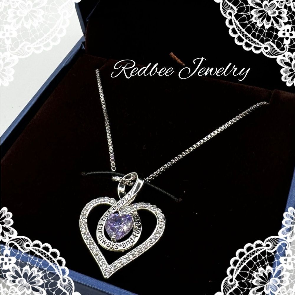 NIB Redbee 18k GP white goldโheart and purpleโ CZ diamond necklace!